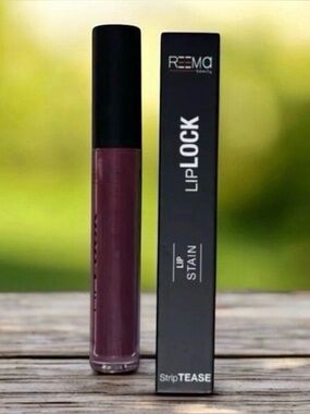 5️⃣ Reema Lip Lock Lip Stain | Strip Tease Or 5 For 25